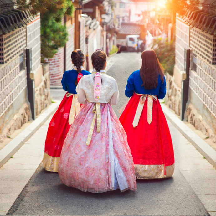 Discovering Hanbok: A Celebration of Korean Tradition and Lunar New Year 🎊